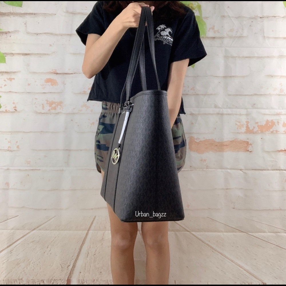 Michael Kors Sady Large Tote - Picture 2 of 8